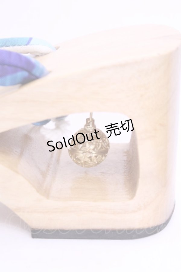 画像8: Empty wardrobe / 和柄下駄風サンダル L ナチュラル×ブルー O-25-12-18-1033-LO-SH-OW-OS (8)