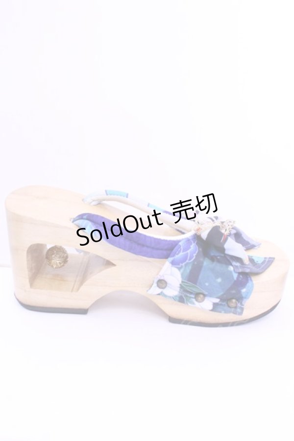 画像10: Empty wardrobe / 和柄下駄風サンダル L ナチュラル×ブルー O-25-12-18-1033-LO-SH-OW-OS (10)