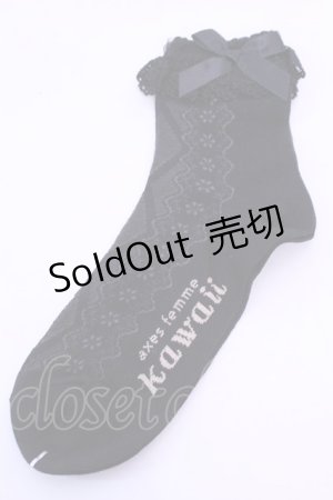 画像: axes femme kawaii / 透かしレースアップ柄ソックス  クロ O-25-12-18-1081-AX-ZA-OW-OS