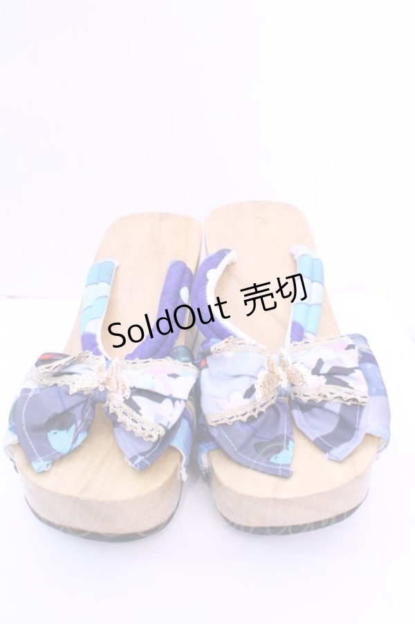 画像2: Empty wardrobe / 和柄下駄風サンダル L ナチュラル×ブルー O-25-12-18-1033-LO-SH-OW-OS (2)