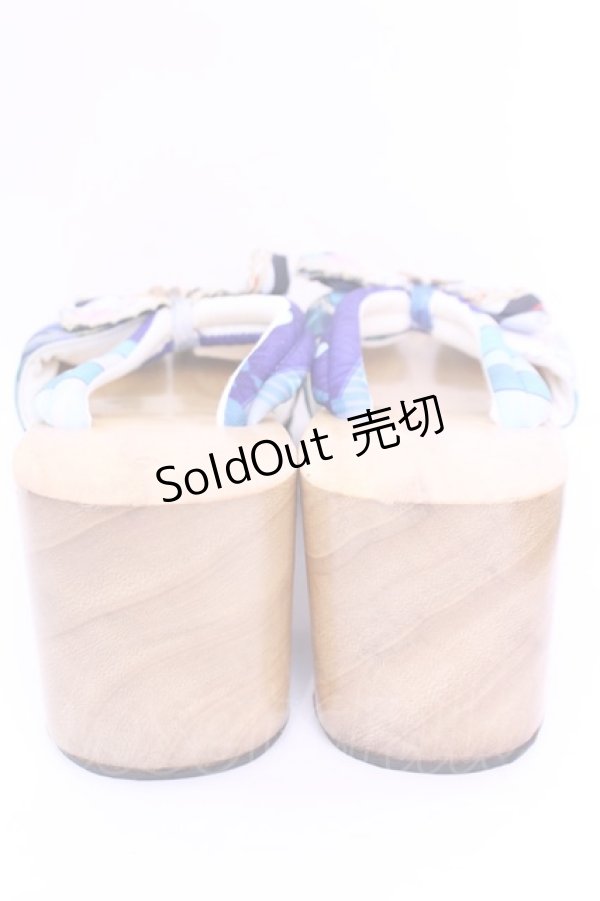 画像3: Empty wardrobe / 和柄下駄風サンダル L ナチュラル×ブルー O-25-12-18-1033-LO-SH-OW-OS (3)