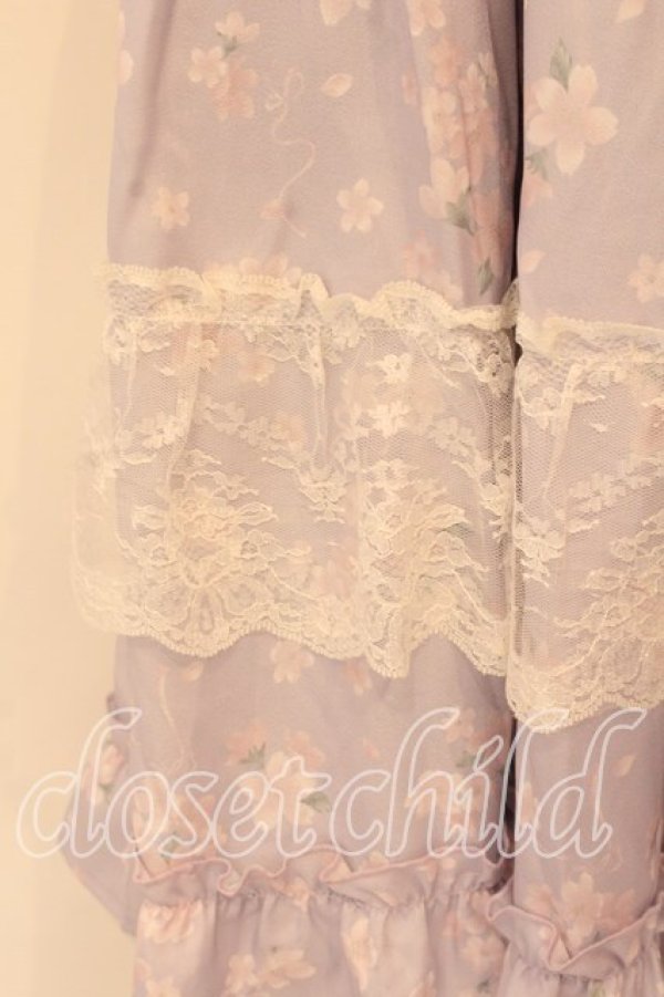 画像2: axes femme / SAKURAティアードワンピース F ラベンダー O-25-12-18-085-AX-OP-OW-OS (2)