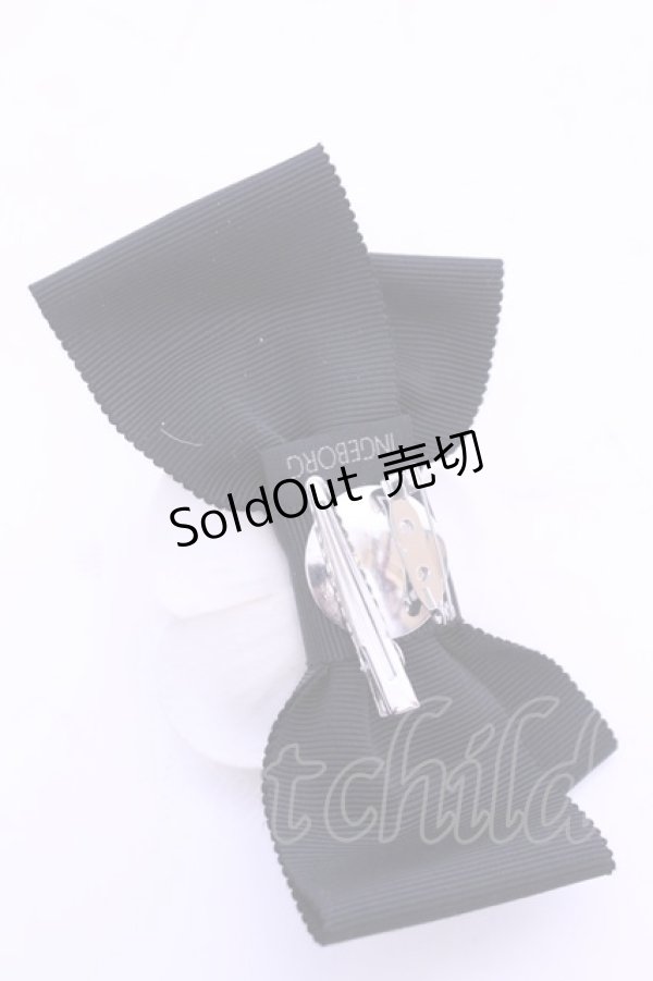 画像2: INGEBORG / カメリアクリップブローチ コサージュ  シロ×クロ O-25-12-18-2003-LO-AC-IG-ZT169F003 (2)