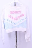 画像1: Honey Cinnamon / もこもこロゴショートスウェット  シロ×サックス O-25-12-18-2036-LO-TO-IG-OS (1)