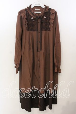 画像: axes femme / 巻きバラ付フリルワンピース F ブラウン O-25-12-19-014-AX-OP-OW-OS