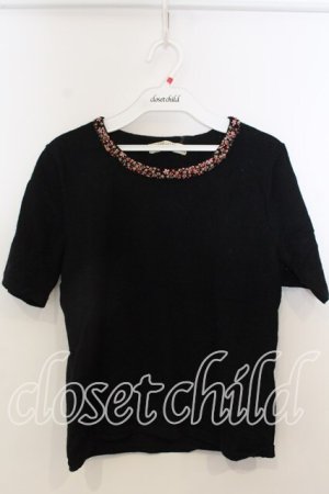 画像: KANEKO ISAO / 花刺繍使いラメ入半袖ニット  クロ O-25-12-19-031-EL-TO-OW-OS