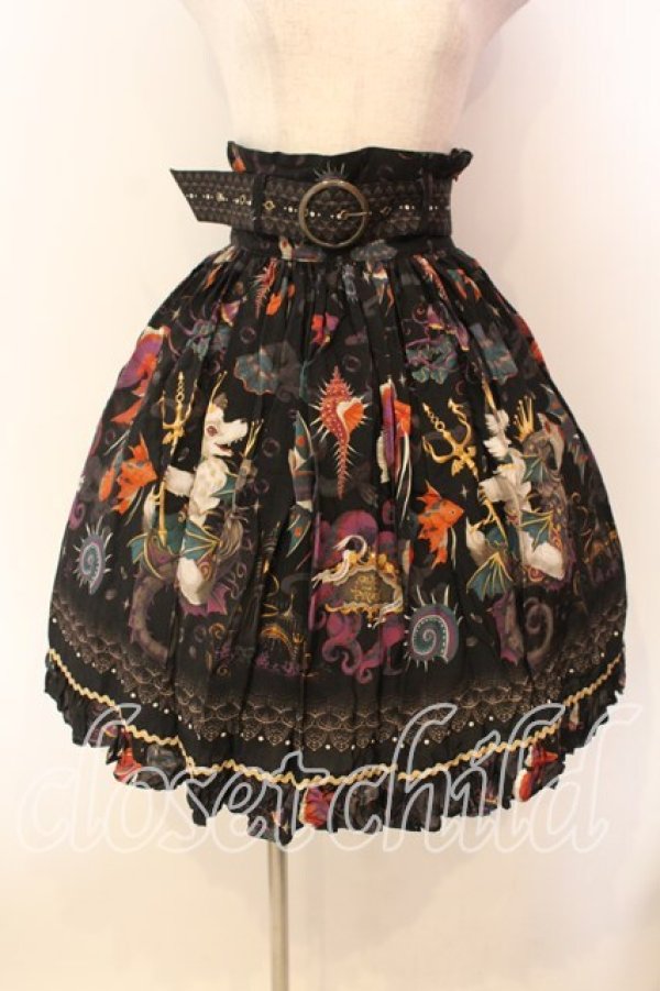 画像1: ALICE and the PIRATES / Poseidon Chris柄スカート  クロ O-25-12-20-017-PA-SK-OW-OS (1)