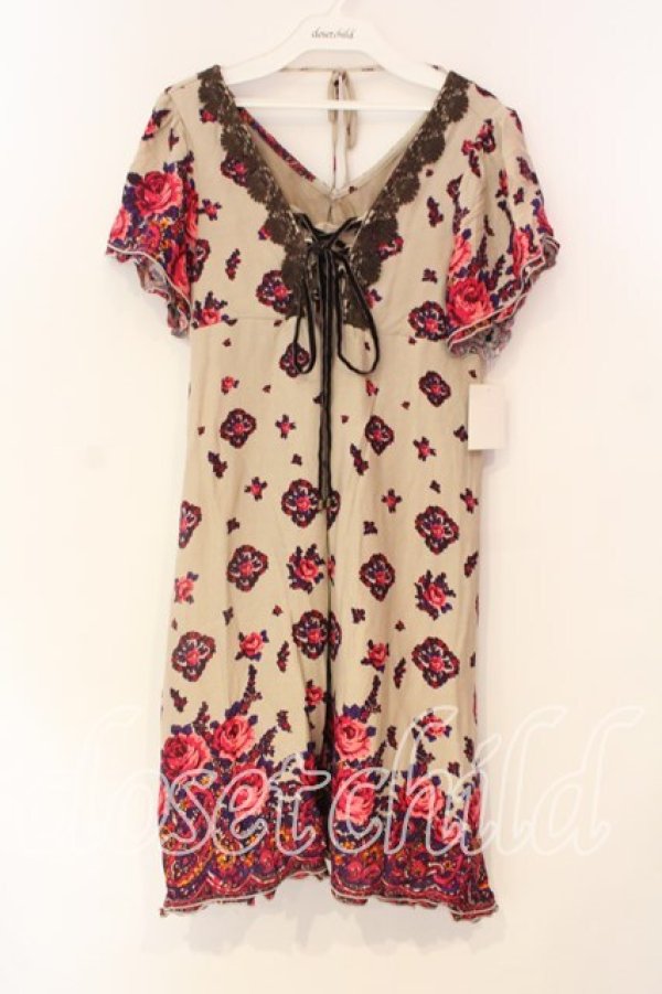 画像1: axes femme / Vネック花柄ワンピース M ベージュ O-25-12-22-1012-AX-OP-IG-OS (1)