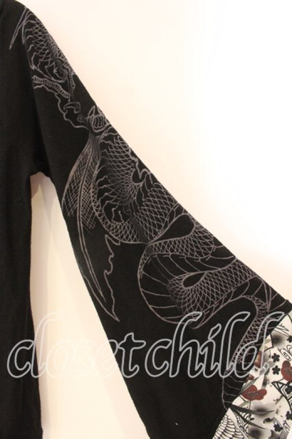 画像2: Qutie Frash / 2019年プレミアム 白鶴インナーTシャツ  ブラック O-25-12-22-077-QU-TO-IG-OS (2)