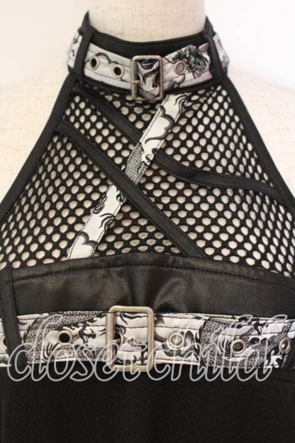 画像2: Qutie Frash / ホルターキャミ  ホワイトドラゴンサテン×ブラック O-25-12-22-006-QU-TO-IG-OS (2)