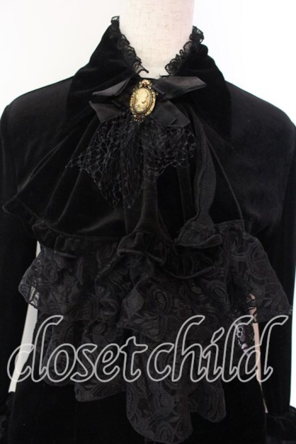 画像2: MARBLE / ゴシックエレガンス調アシンメトリー堕天使ドレスセット  黒ベロア×黒レースフリル×アンティークゴールドカメオ O-25-12-22-002-GO-OP-IG-OS (2)