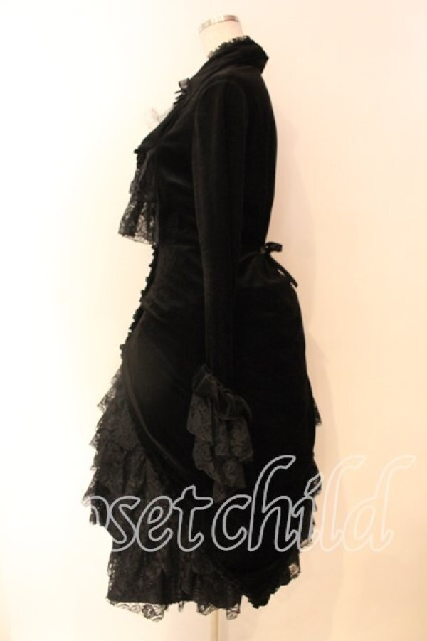 画像4: MARBLE / ゴシックエレガンス調アシンメトリー堕天使ドレスセット  黒ベロア×黒レースフリル×アンティークゴールドカメオ O-25-12-22-002-GO-OP-IG-OS (4)