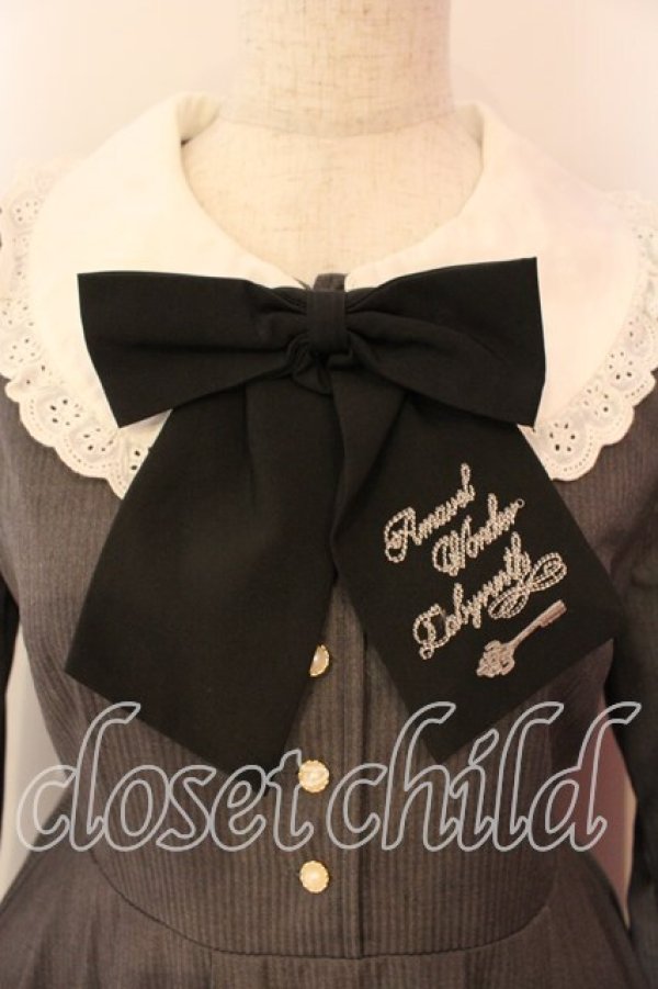 画像2: Amavel / リボンタイ付きストライプワンピース F グレー O-25-12-23-051-CA-OP-YM-OS (2)