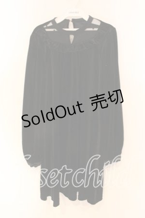 画像: Amavel / ベロアAラインワンピース  クロ O-25-12-23-060-CA-OP-IG-ZT216