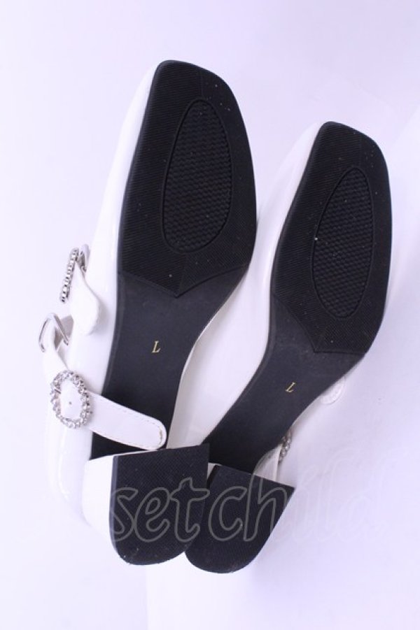 画像4: axes femme POETIQUE / ビジューバックルパンプス Ｌ シロ O-25-12-25-1061-AX-SH-IG-OS (4)