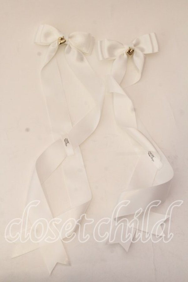 画像1: LOTUS ribbon / ツインテールリボンバレッタ  シロ×ハートチャーム O-25-12-26-059-EL-ZA-IG-OS (1)