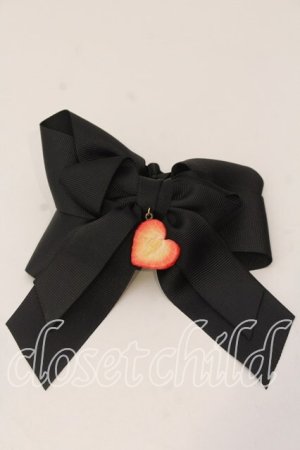 画像: LOTUS ribbon / リボン ガーターリング  クロ×イチゴチャーム O-25-12-26-080-EL-AC-IG-OS