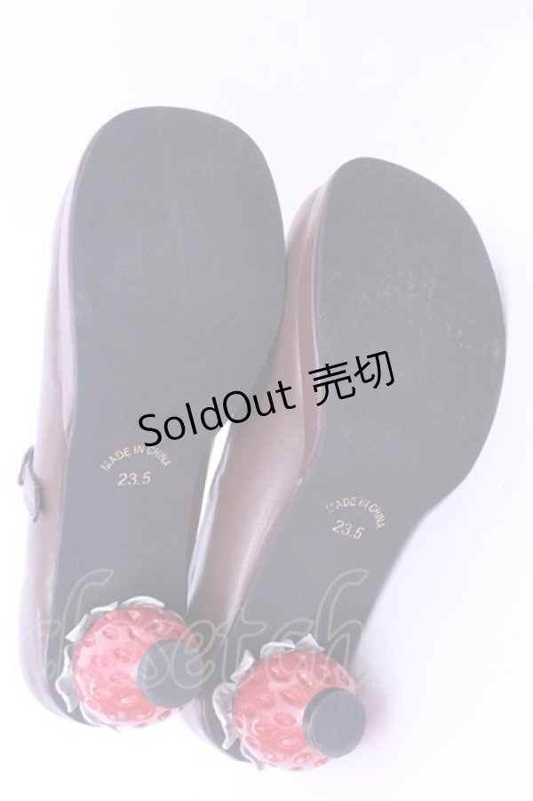画像4: Dear My Love / いちごヒールロリータパンプス 23.5ｃｍ ブラウン O-25-12-26-1080-EL-SH-OW-OS (4)