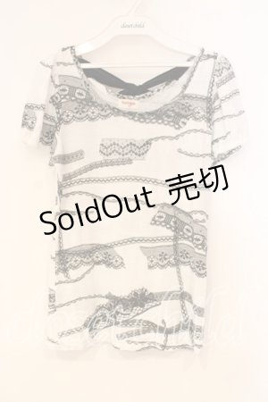 画像: Emily Temple cute / バックリボン付レースプリントカットソー  グレー O-25-12-29-040-ET-TO-OW-ZT393