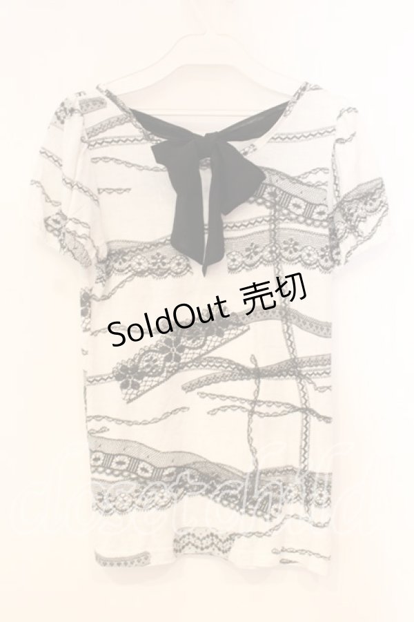 画像2: Emily Temple cute / バックリボン付レースプリントカットソー  グレー O-25-12-29-040-ET-TO-OW-ZT393 (2)