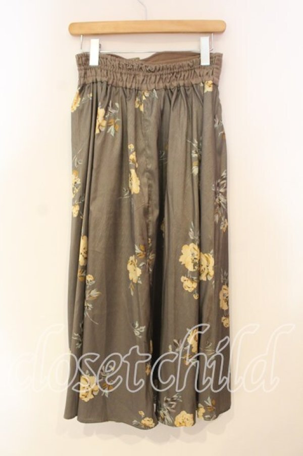画像2: axes femme / ローズ柄ロングスカート  カーキブラウン O-25-12-29-065-AX-SK-IG-OS (2)