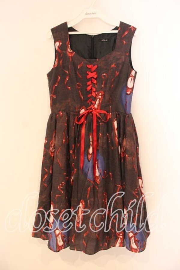 画像1: MILK / レッドシューズドレス  バックステージカラー O-25-12-29-089-ML-OP-OW-OS (1)