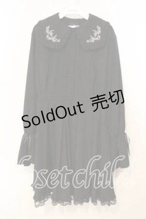 画像: LISTEN FLAVOR / 月明かりのフリルワンピース F ブラック O-25-12-29-025-PU-OP-OW-OS