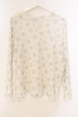 画像: m petit by misako / 花柄シアープルオーバー 3L アイボリー O-25-12-30-089-LO-TO-OW-ZT0104P