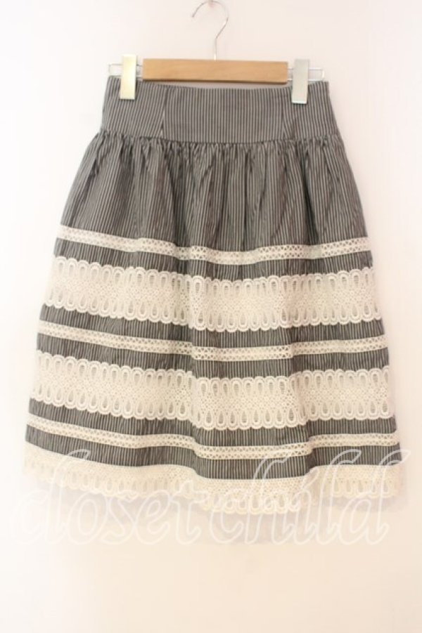 画像1: Jane Marple / ストライプレース配色スカート  クロ×シロ O-25-12-30-019-JM-SK-IG-OS (1)