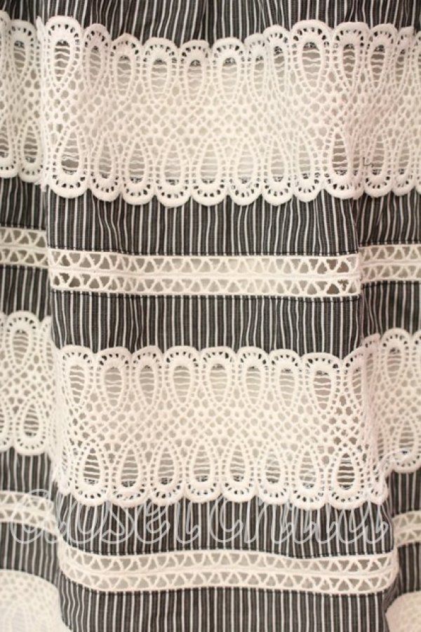 画像2: Jane Marple / ストライプレース配色スカート  クロ×シロ O-25-12-30-019-JM-SK-IG-OS (2)