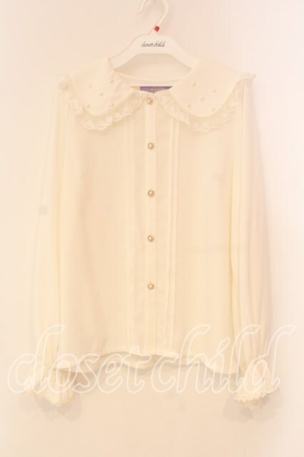 画像1: axes femme kawaii / パール丸襟ブラウス M シロ O-26-01-05-023-AX-BL-OW-OS (1)