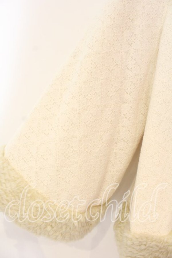 画像3: PINK HOUSE / 裾ボア使いポンチョ風コート  キナリ O-26-01-08-033-LO-CO-OW-OS (3)