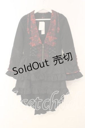 画像: Ozz oneste / ジャガードカラーフリルジャケット  ブラック×レッド O-26-01-08-039-OO-JA-IG-OS