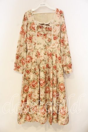 画像: axes femme / ブルームフラワー柄ワンピース F キナリ O-26-01-08-050-AX-OP-OW-OS