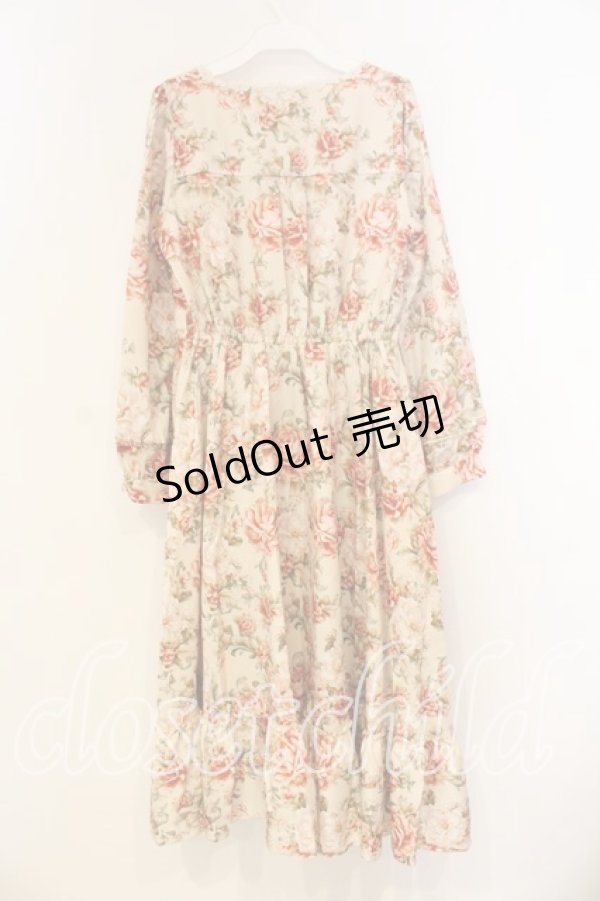 画像4: axes femme / ブルームフラワー柄ワンピース F キナリ O-26-01-08-050-AX-OP-OW-OS (4)