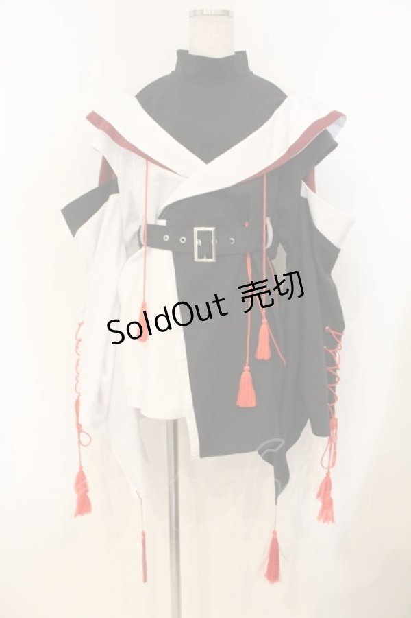 画像1: IRO+IRO / 重ね着風和袖オフショルトップス M-LL ブラックｘホワイト O-26-01-10-046-LO-JA-YM-OS (1)