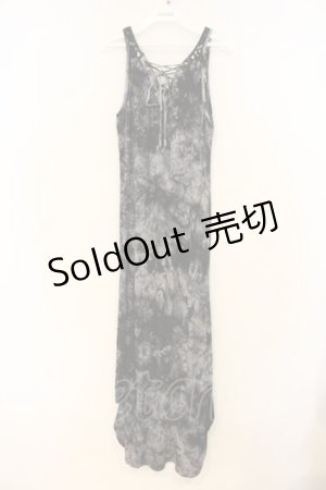 画像: Ozz Croce / クロスエンブロイダリータイダイロングワンピース  ブラック O-26-01-10-021-OO-OP-OW-OS