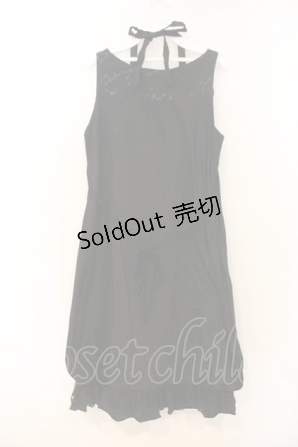 画像3: GRAMM / ボタン配色ノースリーブワンピース  ブラック O-26-01-10-023-HN-OP-OW-OS (3)