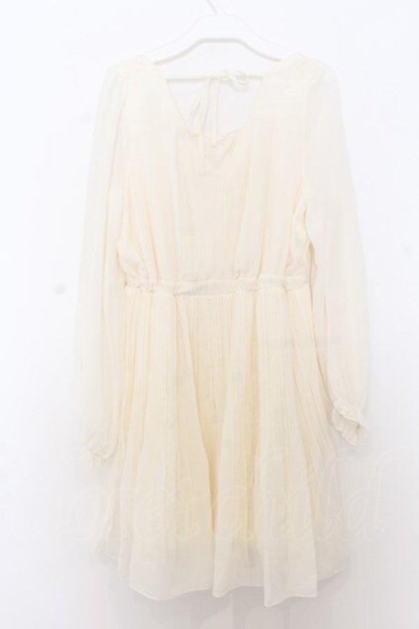 画像3: LIZ LISA / シフォンプリーツ長袖ワンピース 0 アイボリー O-26-01-11-040-LO-OP-YM-OS (3)