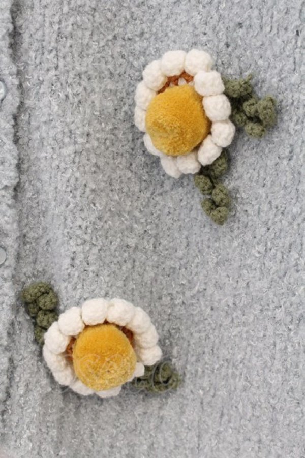 画像3: PINK HOUSE / マーガレットモチーフ使いニットカーディガン  サックス O-26-01-12-046-LO-TO-IG-OS (3)