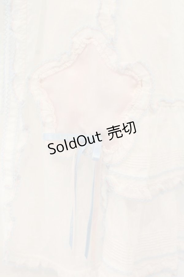 画像4: PINK HOUSE / Little Twin Stars×PINK HOUSE 刺しゅう入りローンタブリエ  シロ O-26-01-12-059-LO-TO-IG-OS (4)