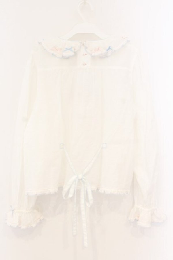 画像4: PINK HOUSE / Little Twin Stars×PINK HOUSE 刺しゅう入りローンブラウス  シロ O-26-01-12-061-LO-BL-IG-OS (4)