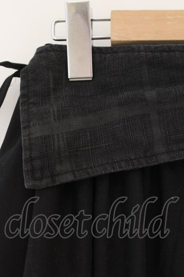 画像2: gouk (kikou) / 袴風スカート  ブラック×ホワイト O-26-01-12-072-0-SK-OW-OS (2)
