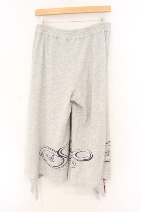 画像2: gouk / 金魚刺繍ワイドパンツ  グレー O-26-01-12-082-GO-PA-OW-OS (2)