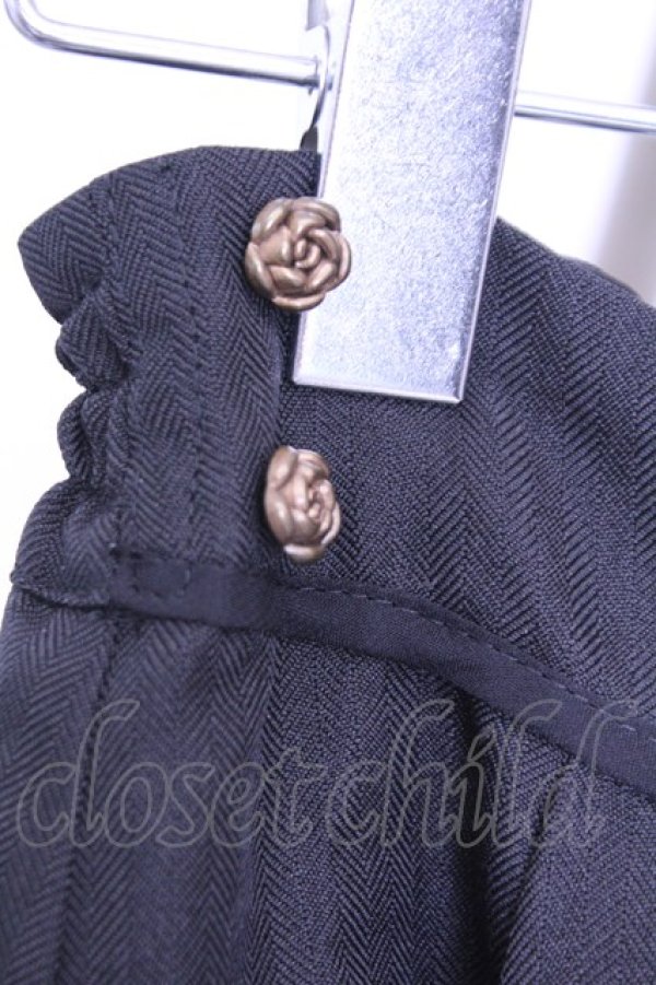 画像2: axes femme / タックデザインミディスカート  クロ O-26-01-12-2024-AX-SK-IG-OS (2)