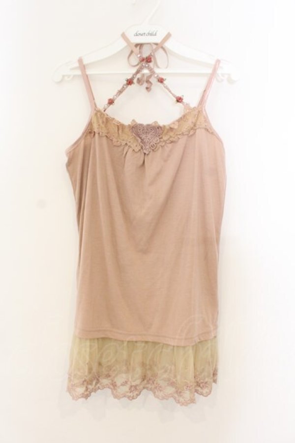 画像1: axes femme / バラ×ビーズストラップキャミ  ピンクベージュ O-26-01-13-048-AX-TO-IG-OS (1)