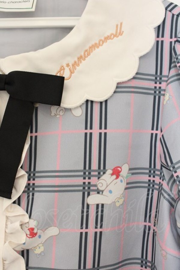 画像2: Ank Rouge / シナモロールシャツワンピ  グレー×シロ O-26-01-13-027-CA-OP-IG-OS (2)