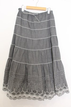 画像: PINK HOUSE / 裾刺繍スカート  グレー O-26-01-14-046-LO-SK-IG-OS