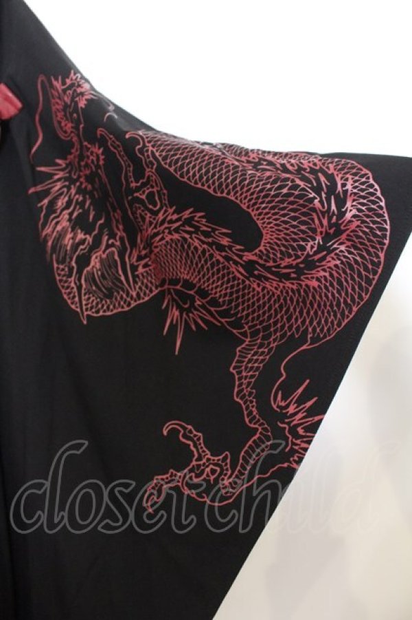 画像2: Qutie Frash / 2025GW ノベルティ万能ポンチョ  ブラック×レッド O-26-01-14-024-QU-TO-IG-OS (2)