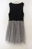 画像2: axes femme / チュール重ねノースリワンピース M ブラックｘグレー O-26-01-15-061-AX-OP-YM-OS (2)